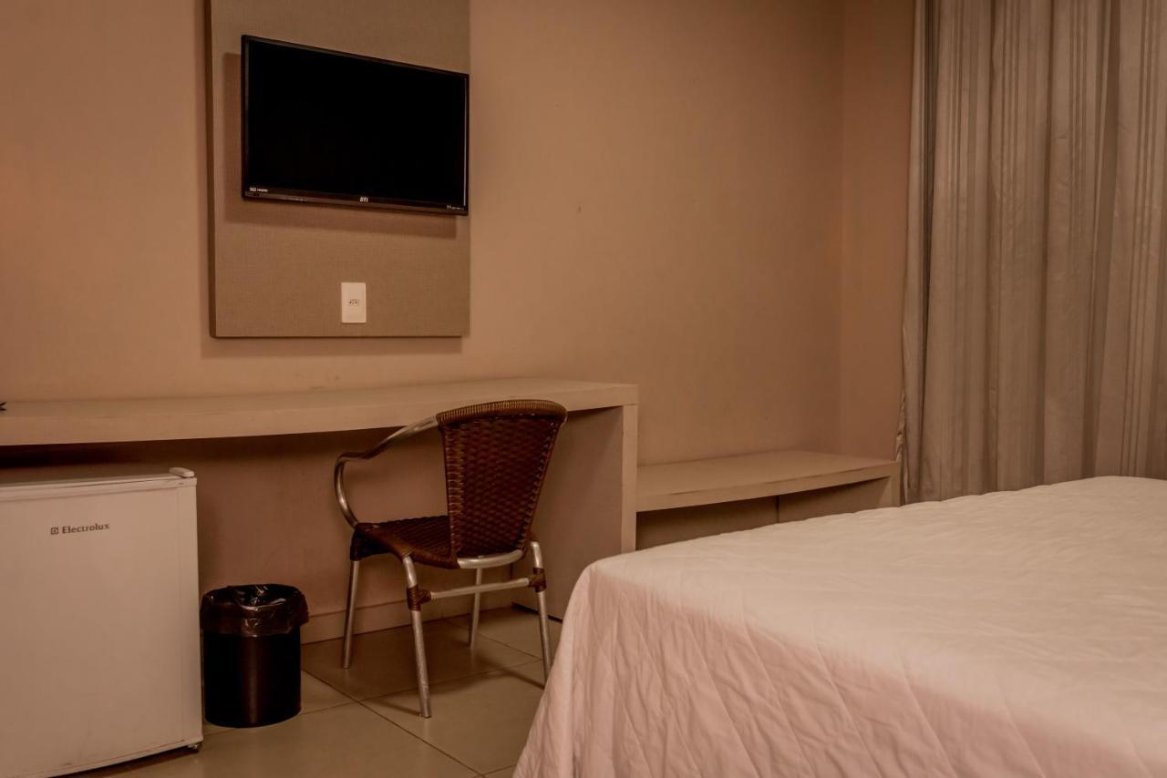 Fenix Hotel Araxa Luaran gambar