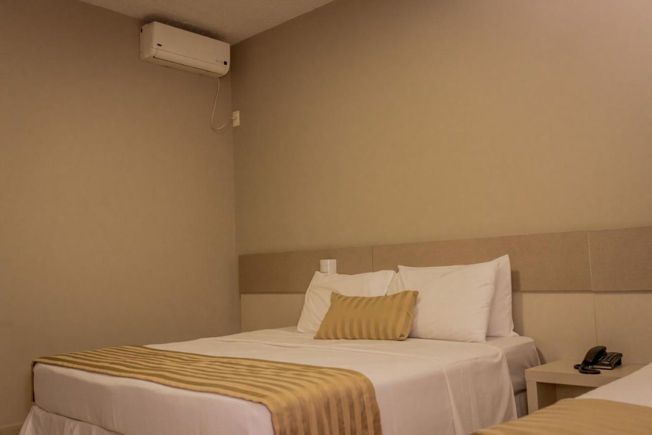 Fenix Hotel Araxa Luaran gambar