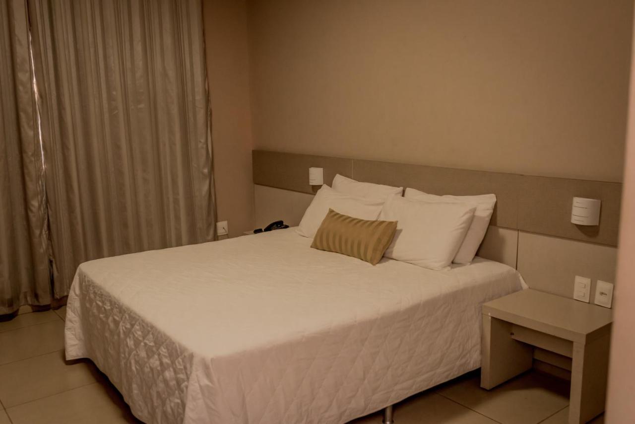 Fenix Hotel Araxa Luaran gambar