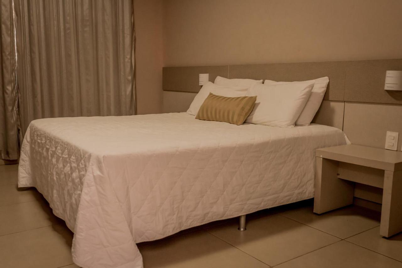 Fenix Hotel Araxa Luaran gambar